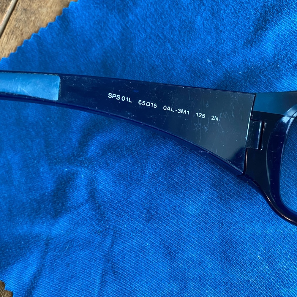 Prada VINTAGE Authentic Navy and Red Sunglasses - Picture 6 of 9